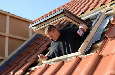 Pose de fenêtres de toit Velux à Tréméven